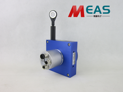 ����λ�ƾ��a���ڶܘ��C�ϵđ���