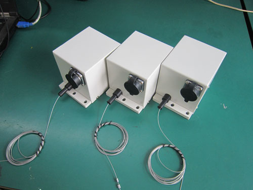 電阻拉線位移編碼器所測(cè)量的位移運(yùn)動(dòng)帶動(dòng)線盤(pán)轉(zhuǎn)動(dòng)